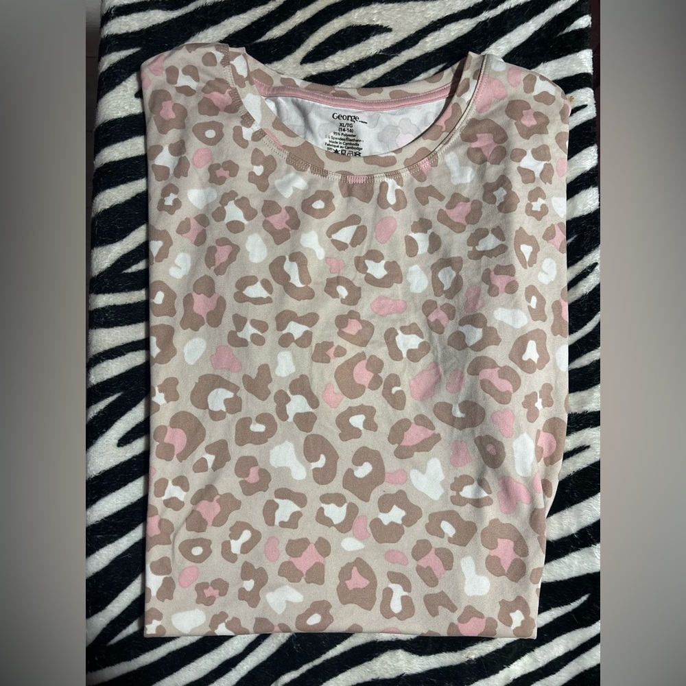 Pink and White Leopard Print Nightgown